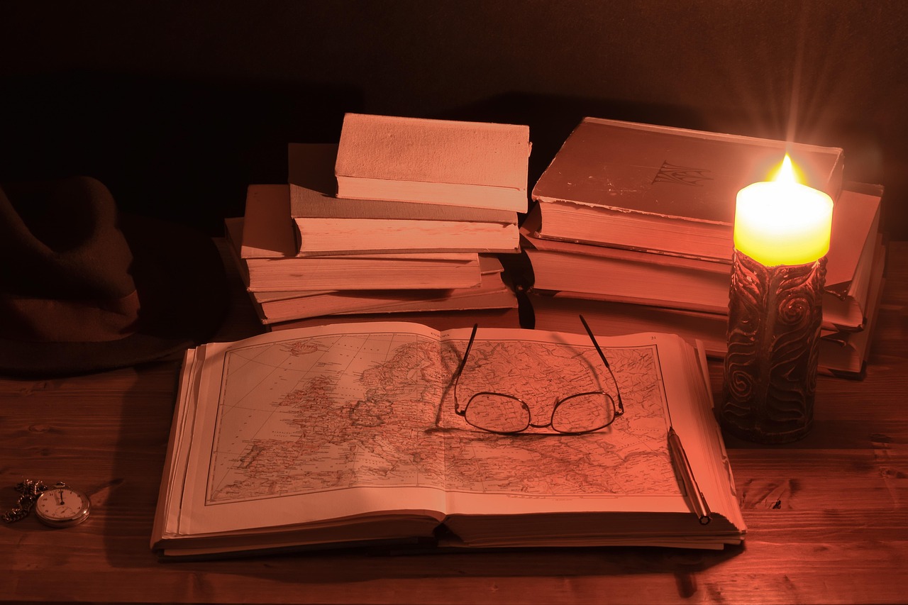 notebook, books, old books, glasses, candle, book, retro, vintage, photos, photo, memories, antiquarian, old watch, watch, map, old map, treasure, hat, atlas, old books, old books, old books, candle, vintage, old map, treasure, treasure, treasure, treasure, treasure